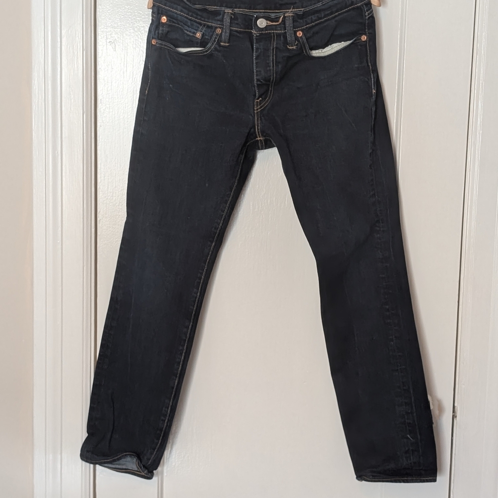 Men's Dark Wash Levi's Jeans
